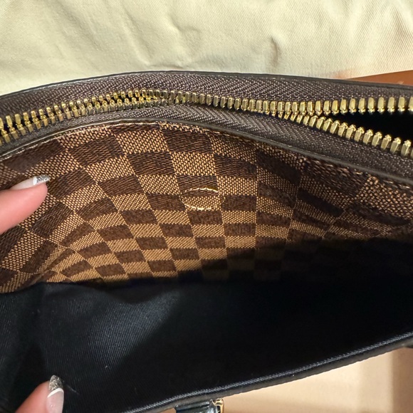 Louis Vuitton Odeon PM Crossbody - Picture 15 of 16